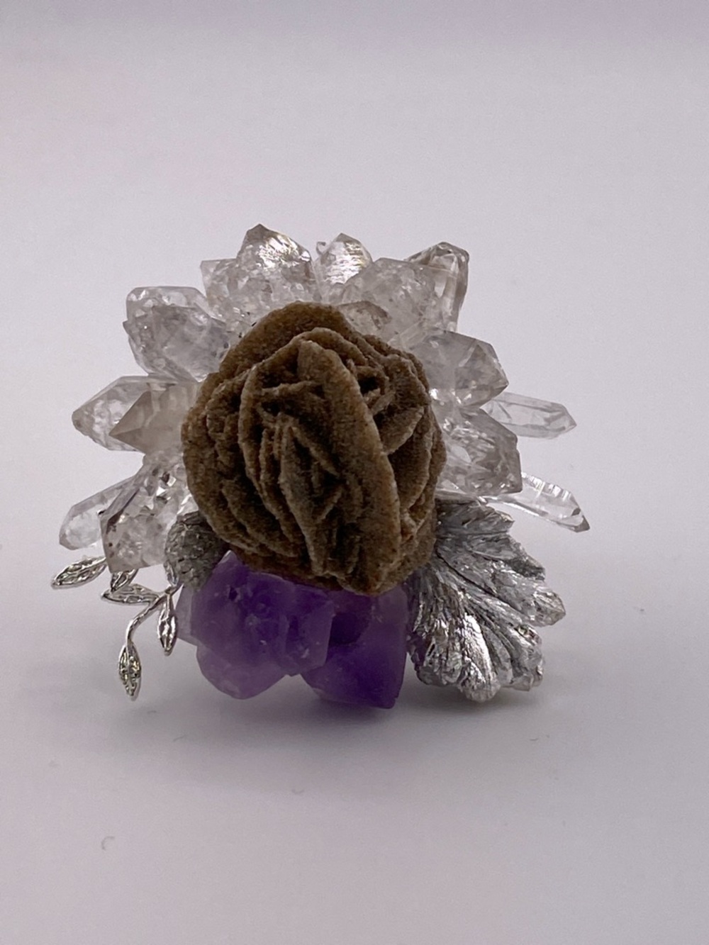Desert Rose Selenite ring with fluorite & Herkimer Diamond Cluster - Picture 3 of 5